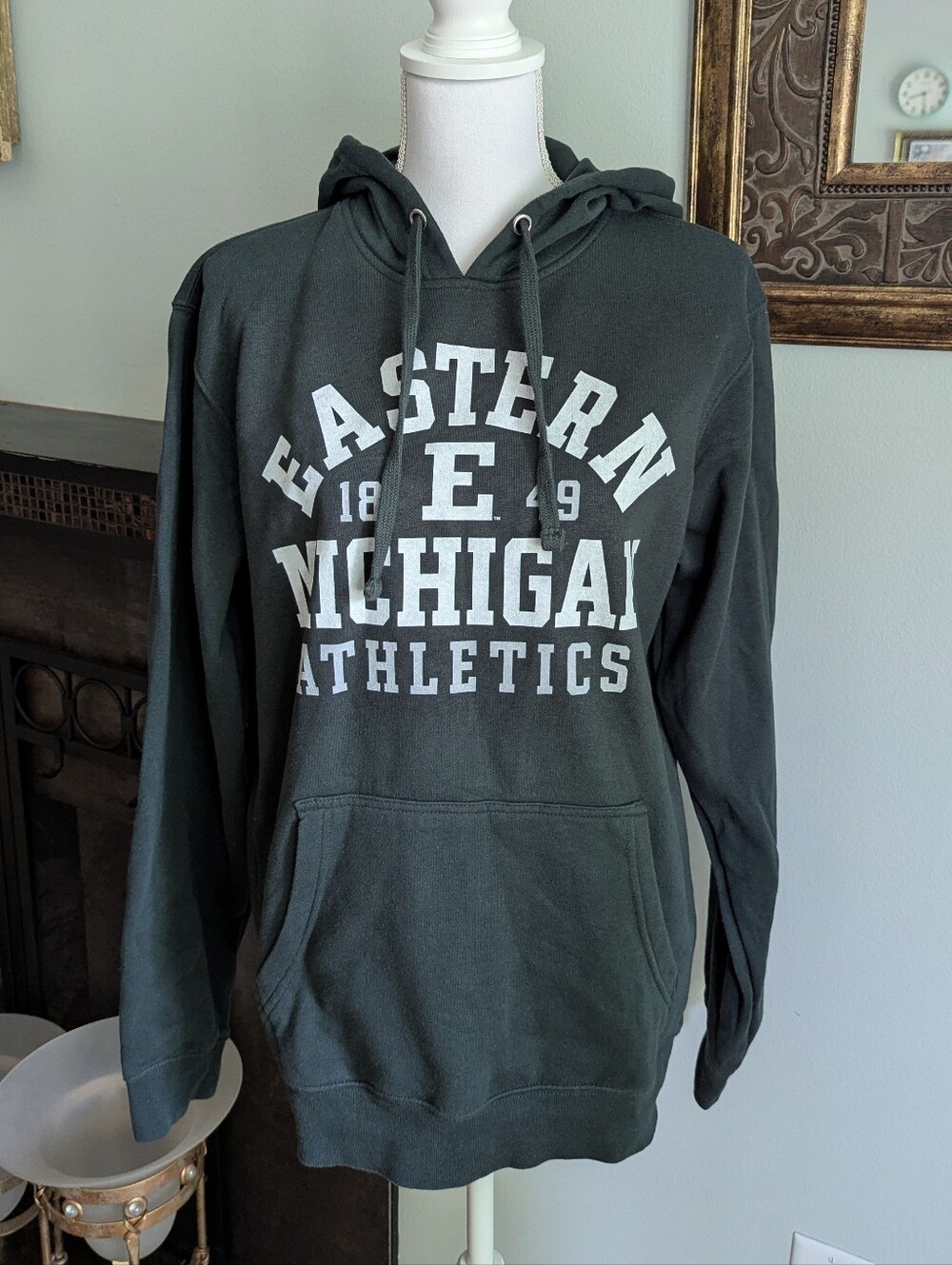 Eastern Michigan University Eagles Hooded Sweatshirt Women's Medium Green